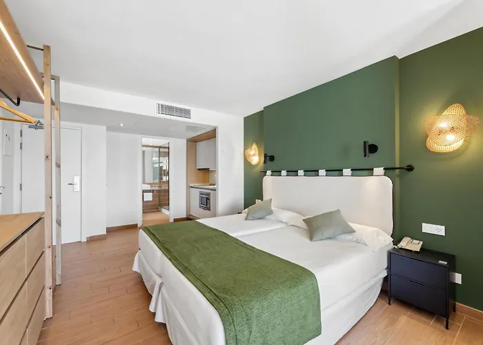 Отель Thb Lanzarote Коста-Тегисе