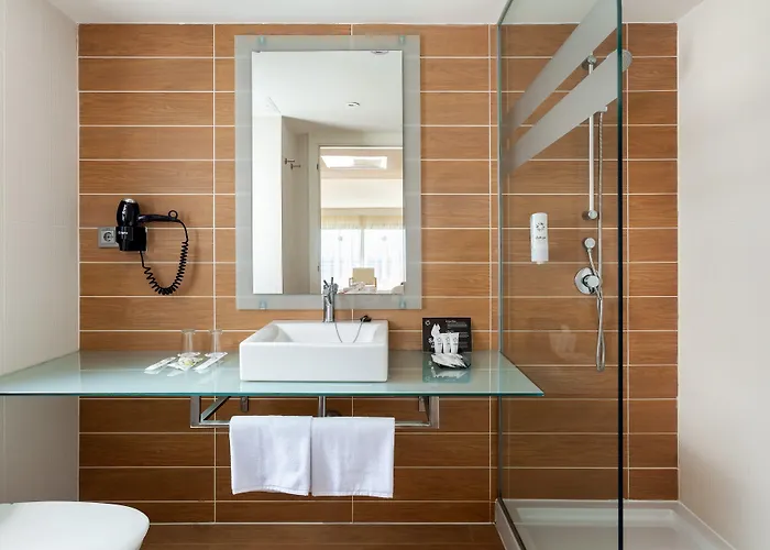 Thb Lanzarote Отель