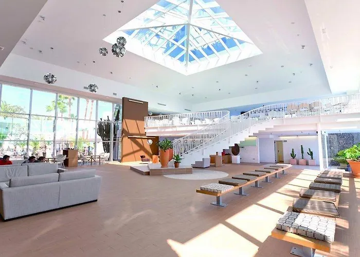 Thb Lanzarote Отель